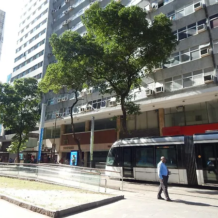 Moderno e luxuoso Apto no Centro - Em frente ao Metrôe a 5 min do Aeroporto-2